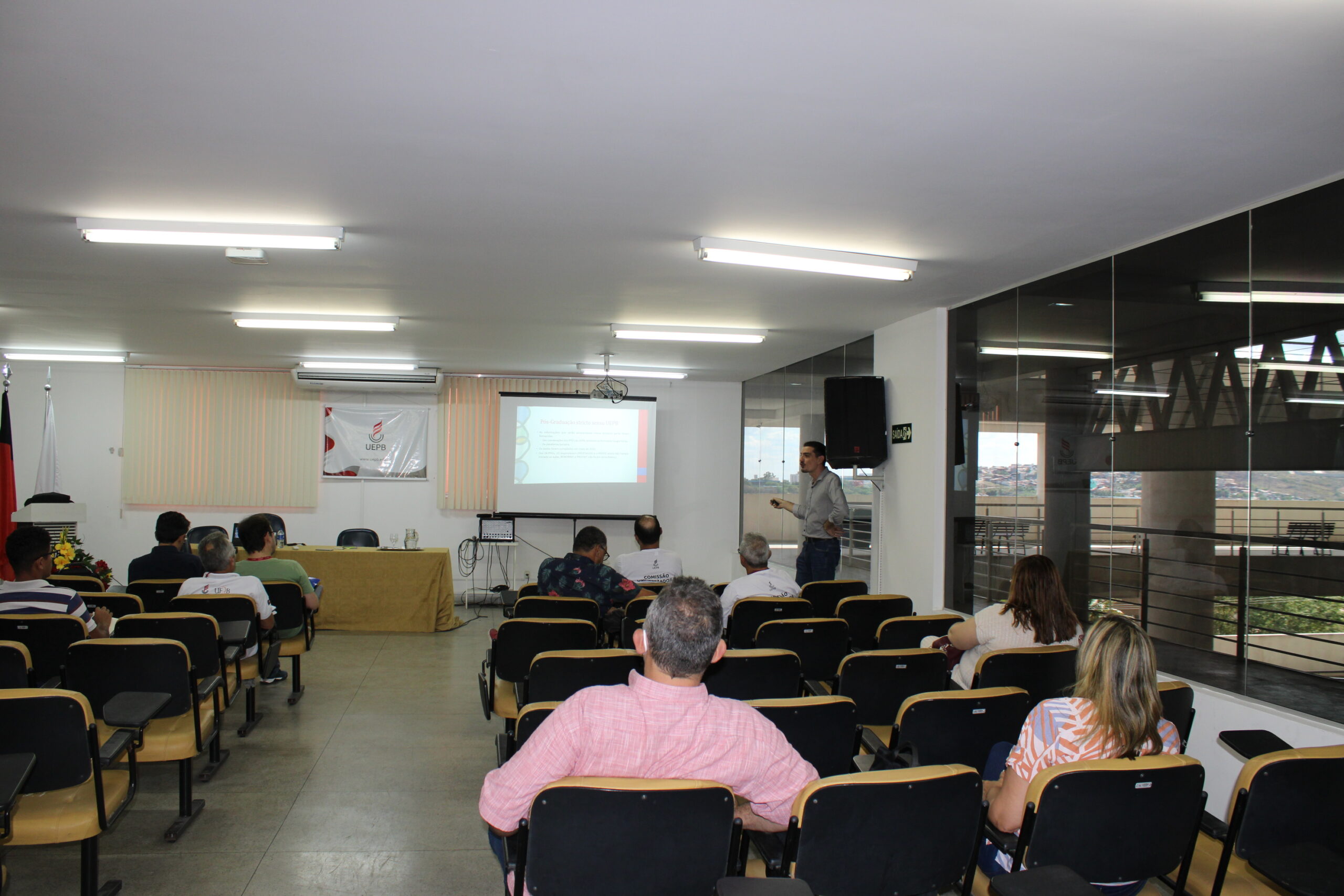 2º Congresso da Universidade Estadual da Paraíba promove debate sobre pós-graduação e pesquisa em biotério