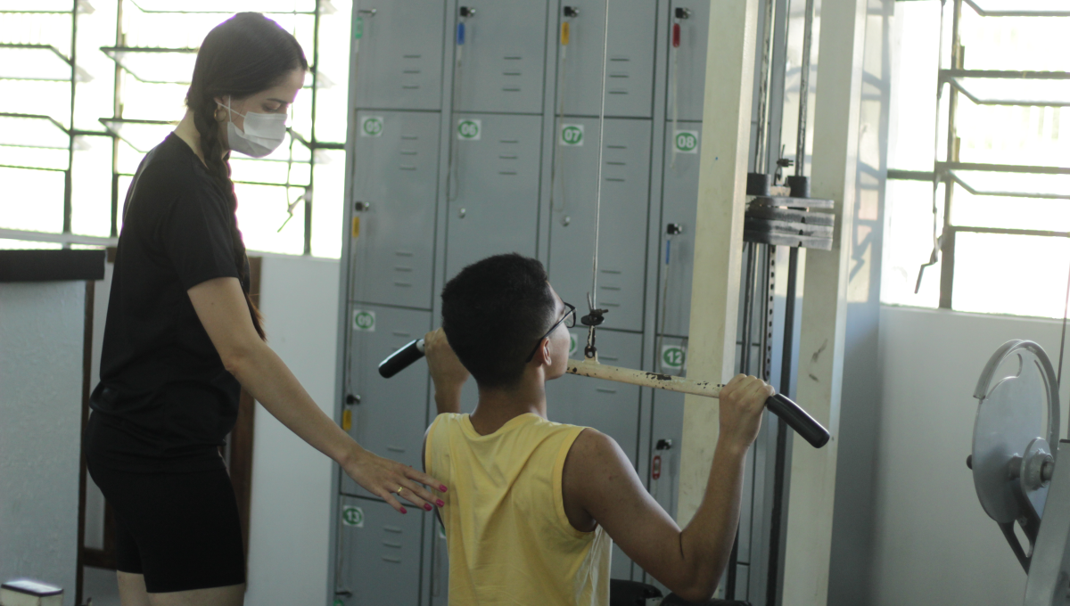 Projeto pioneiro oferece melhor condicionamento físico com oferta de musculação para crianças e adolescentes