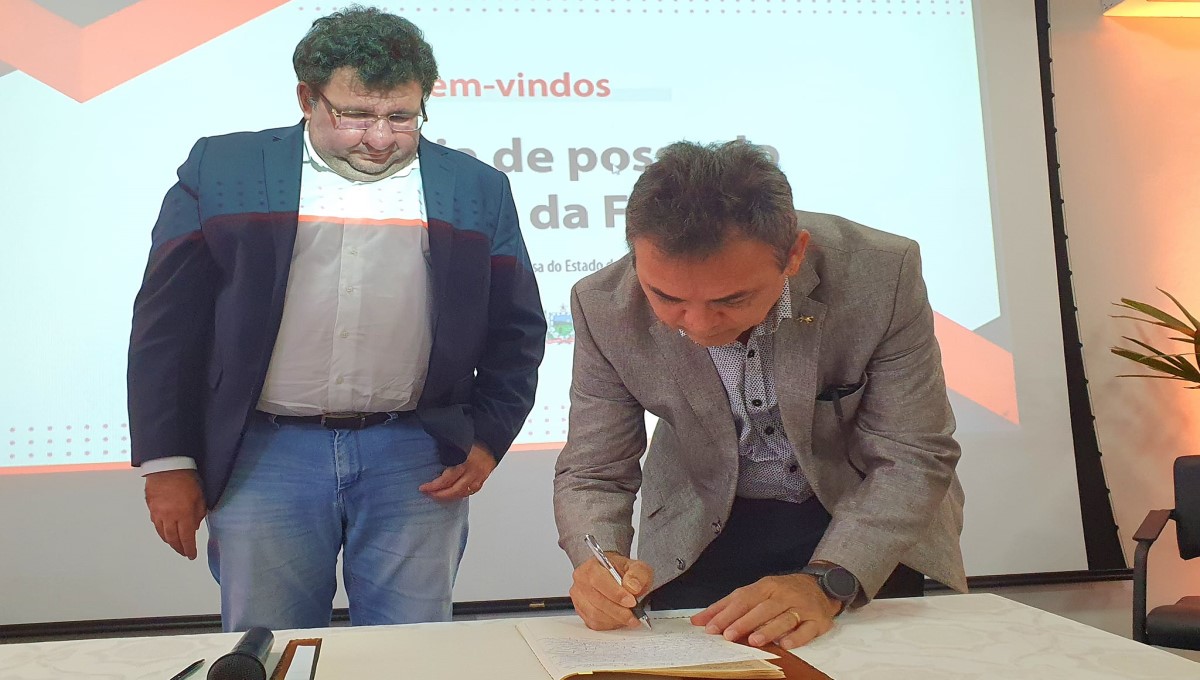 Ex-reitor da UEPB, Rangel Junior, toma posse como novo presidente da Fundação de Apoio à Pesquisa da Paraíba