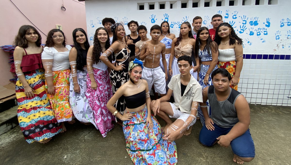 PIBID: estudantes de Geografia participam de atividade sobre cultura africana em escola de Guarabira